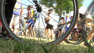 8000 vélos envahissent La Rochelle